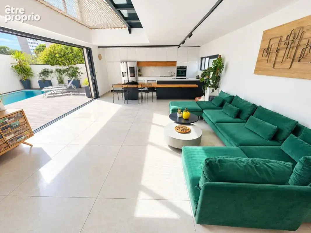 NÎMES JEAN JAURÈS — Maison contemporaine, piscine, garages - photo 2