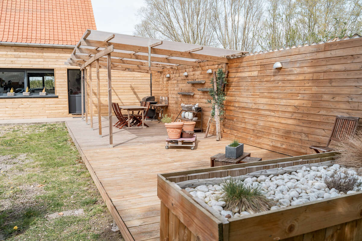 Maison à SAINTE-MARIE-KERQUE