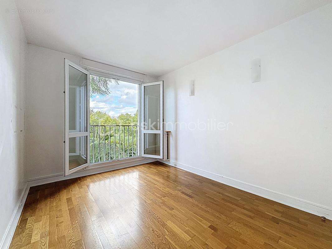 Appartement à RUEIL-MALMAISON