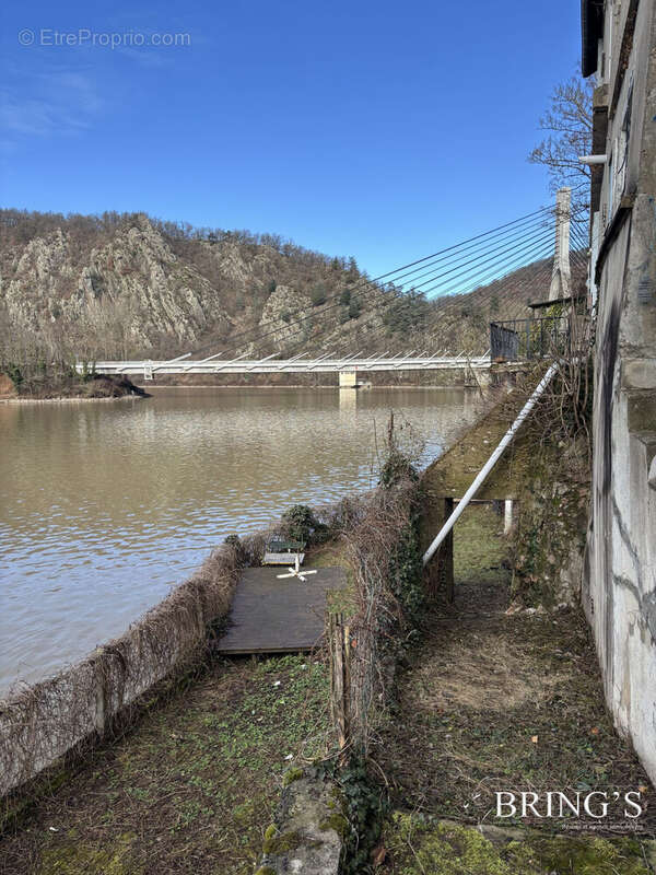 Appartement à SAINT-PAUL-EN-CORNILLON