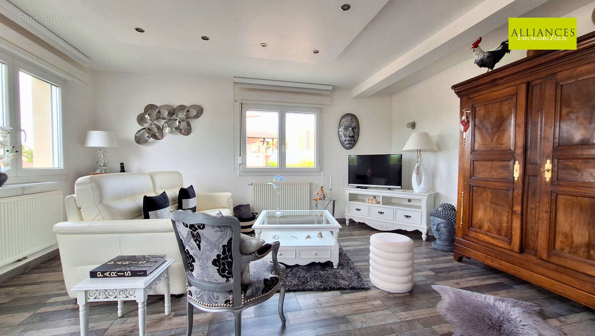 Appartement à BAVILLIERS