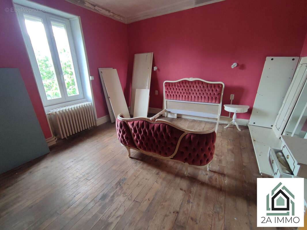 Maison à LES ANCIZES-COMPS