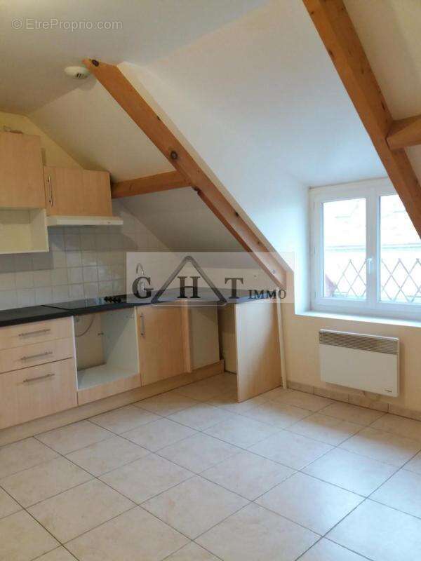 Appartement à ROINVILLE