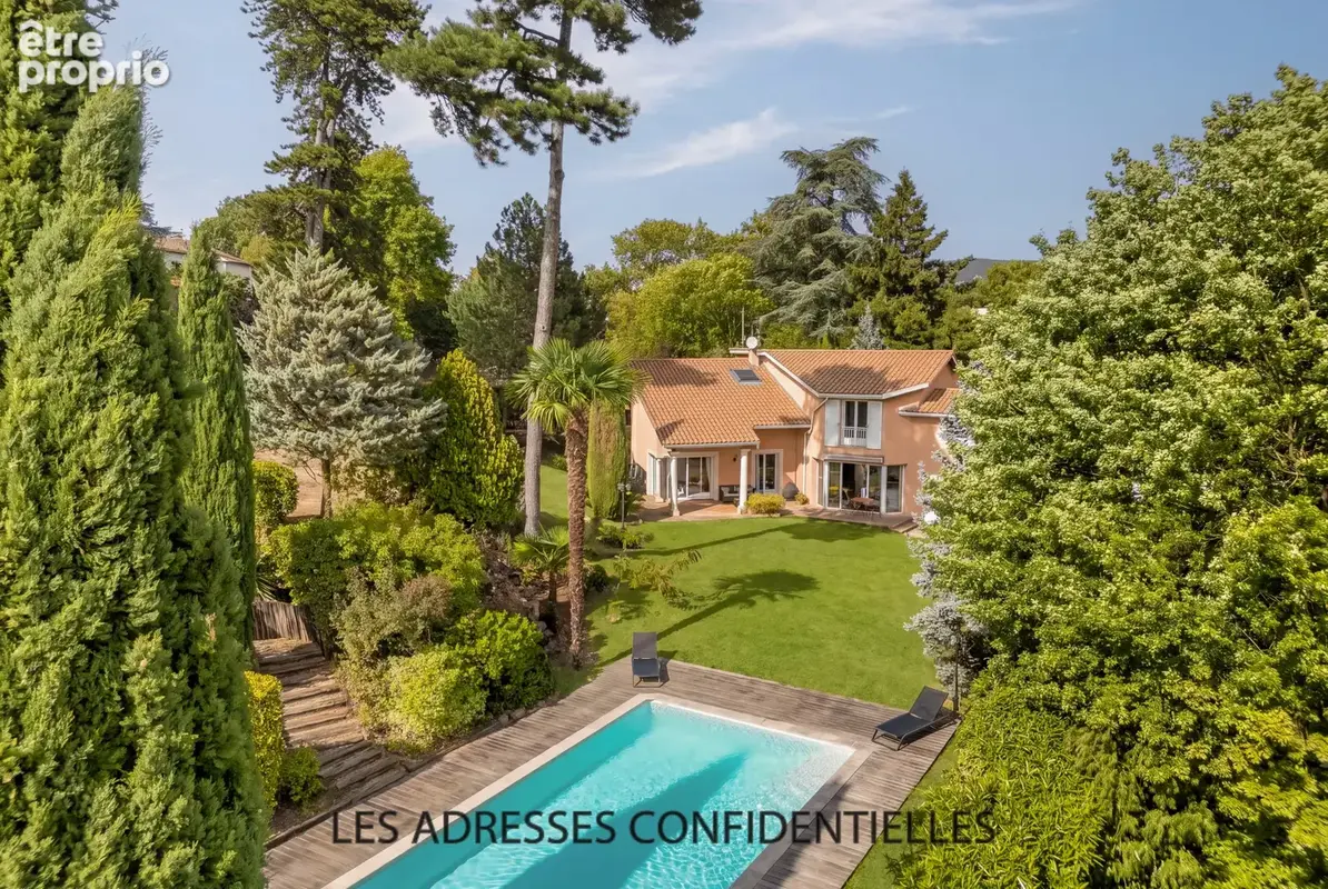 Photo Maison à Champagne-Au-Mont-D'or au prix de 1 090 000€
