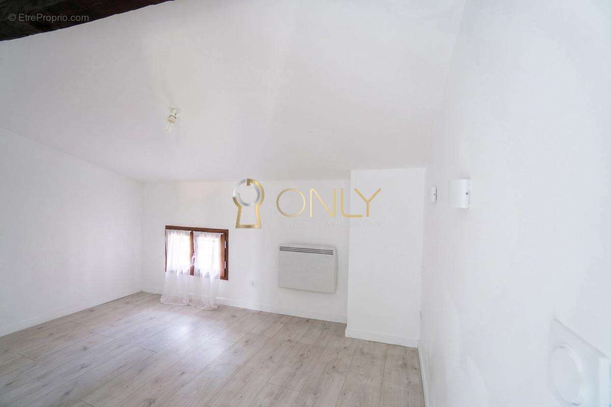 Appartement à TREVOUX