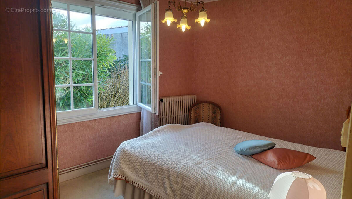 Maison à TONNAY-CHARENTE