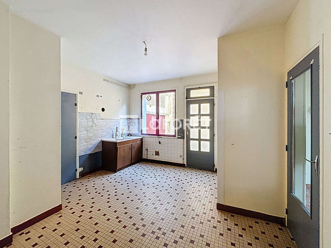 Maison Messei 9 pièces 213 m² - photo 11