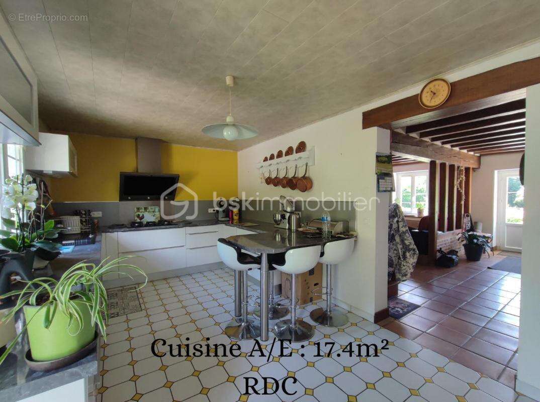 Maison à NEUILLY-SUR-EURE