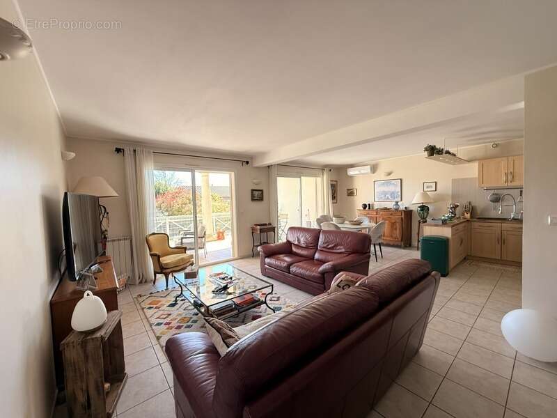 Appartement à CHATEAURENARD