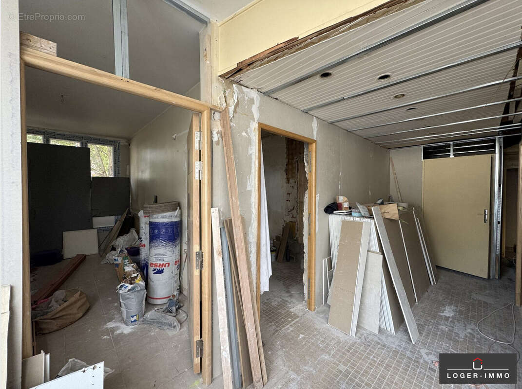 Commerce à SAINT-MAUR-DES-FOSSES