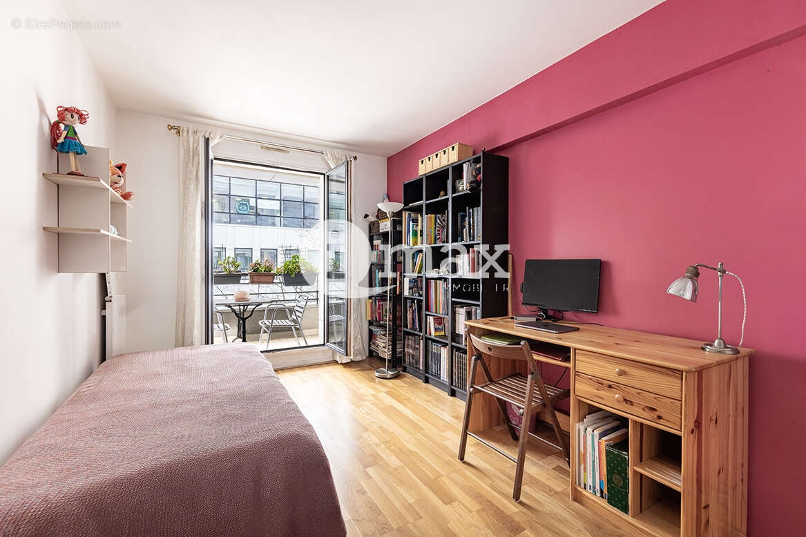 Appartement à LEVALLOIS-PERRET