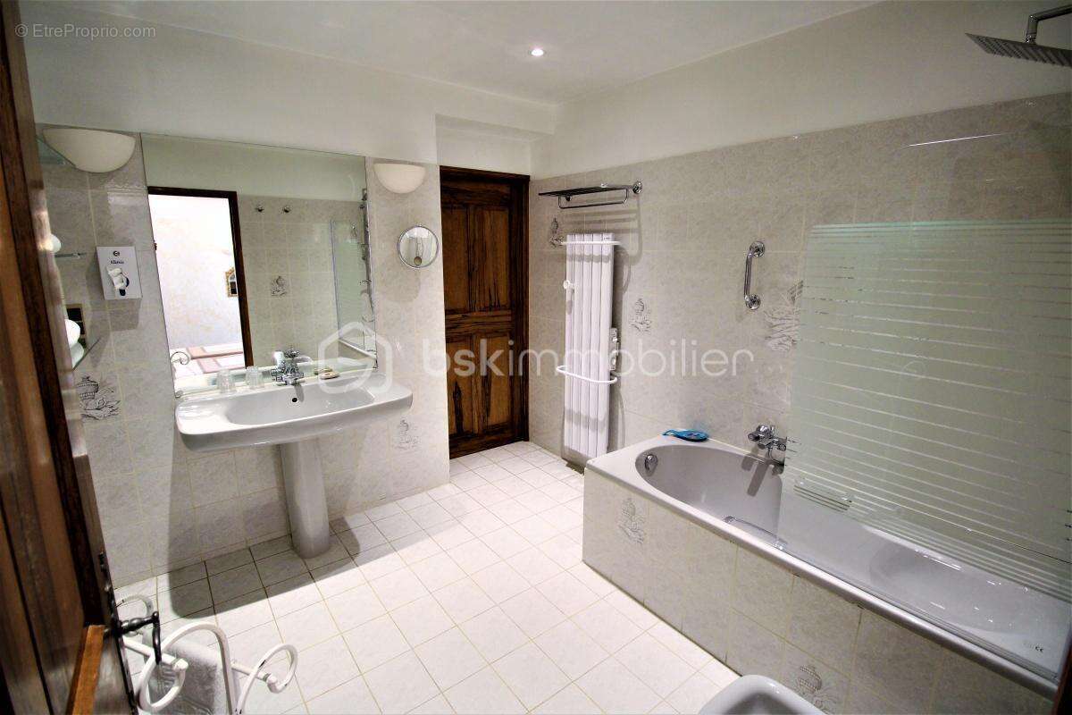 Commerce à MANOSQUE