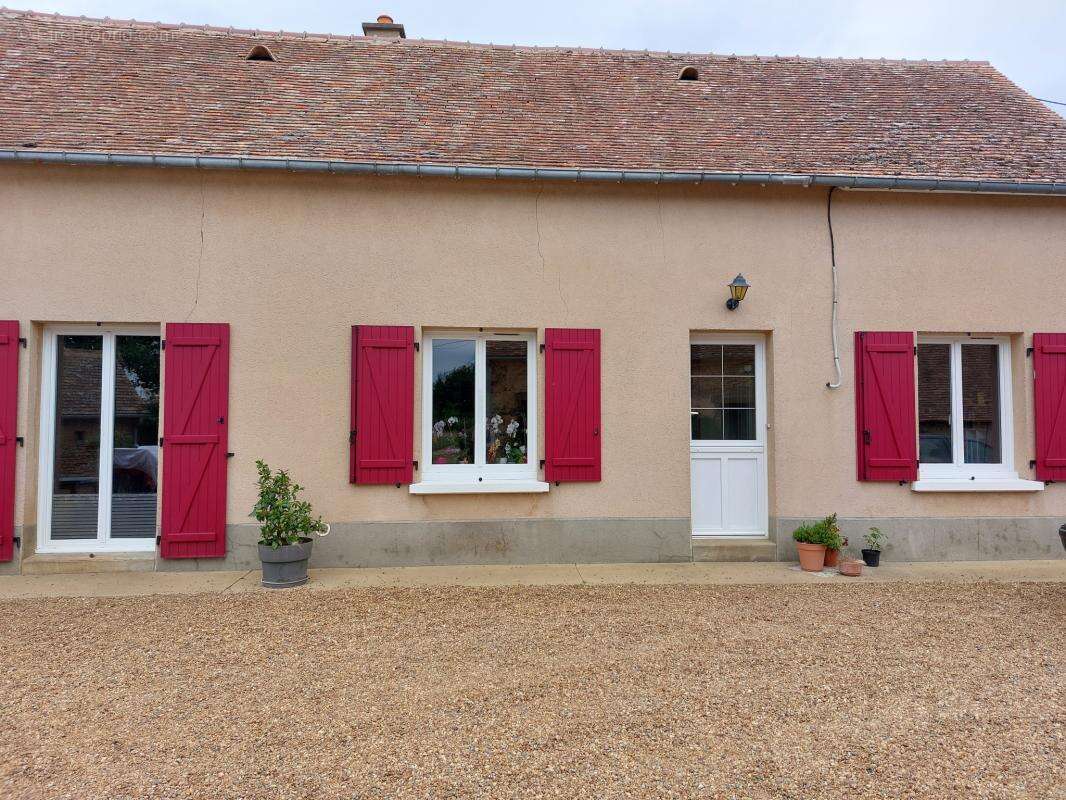 Maison à YVRE-L&#039;EVEQUE