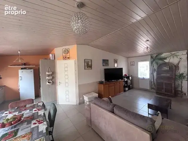 Maison 78 m² à Saint-Reverend  - photo 5