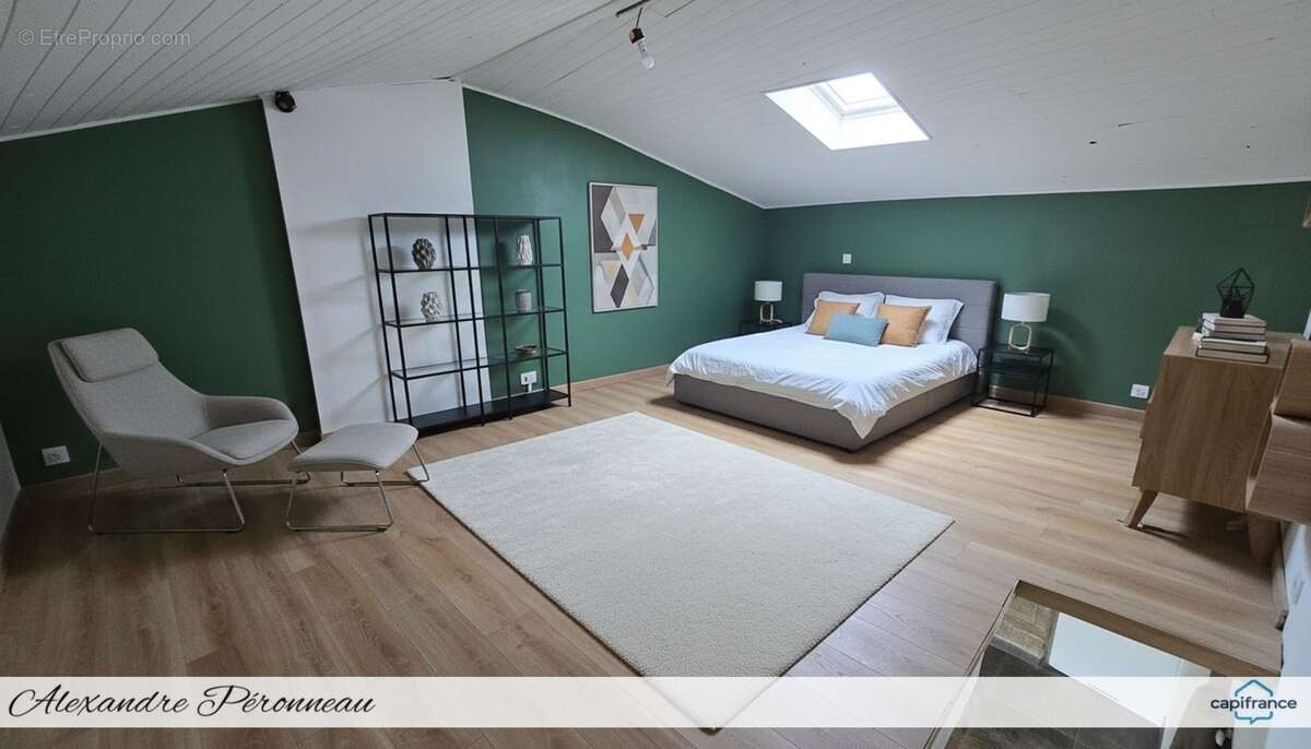  Maison de ville rénovée avec jardin – Proche La Rochelle – Secteur Usseau - photo 9
