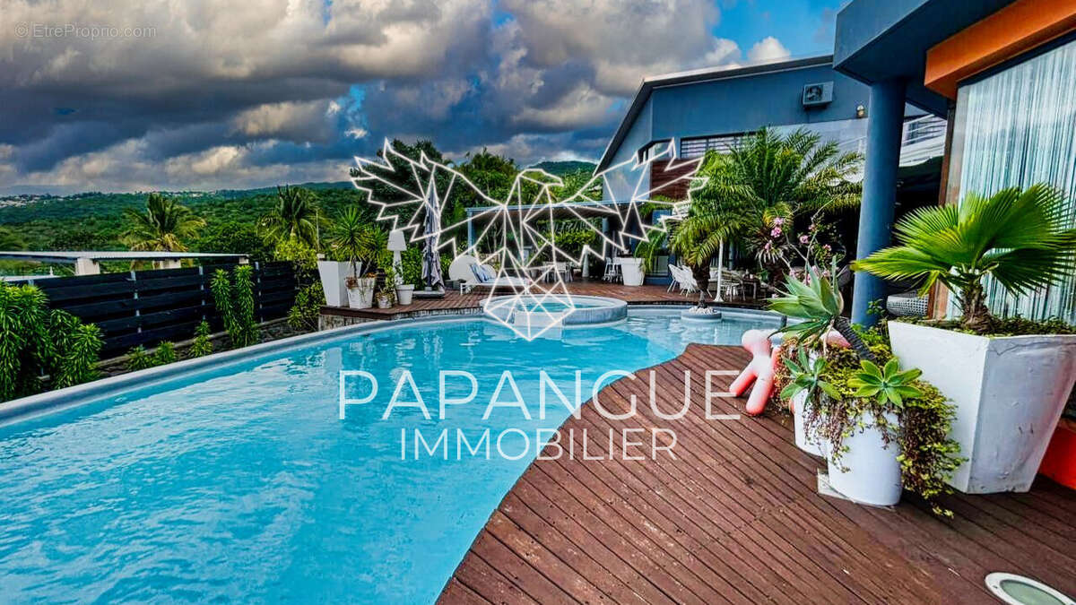 Maison à LA POSSESSION