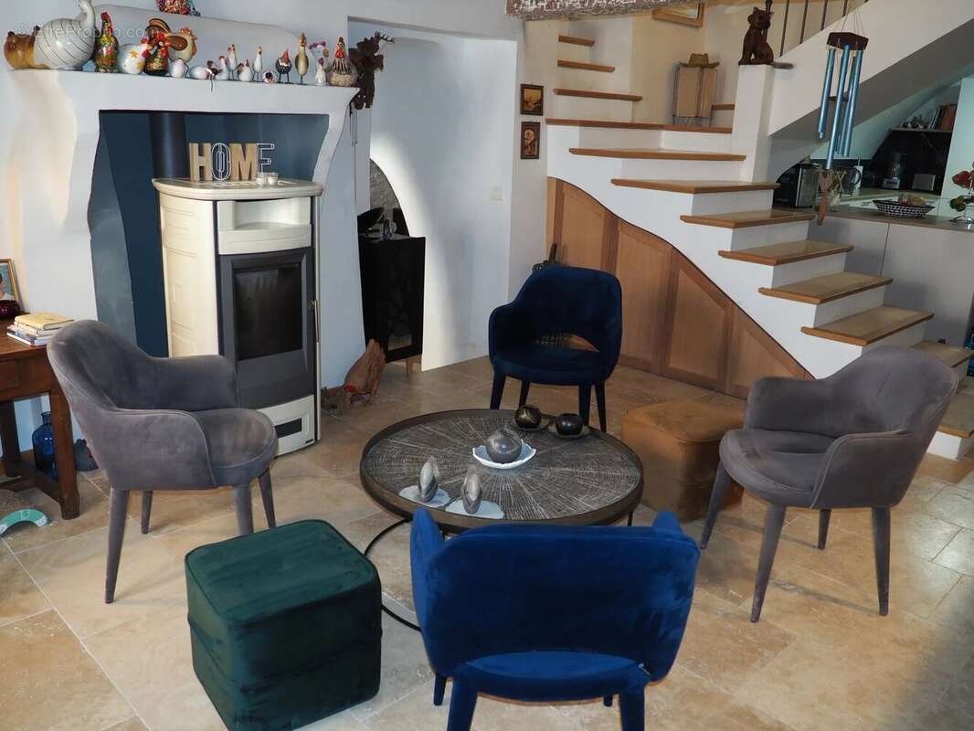 Maison à LA GARDE-FREINET