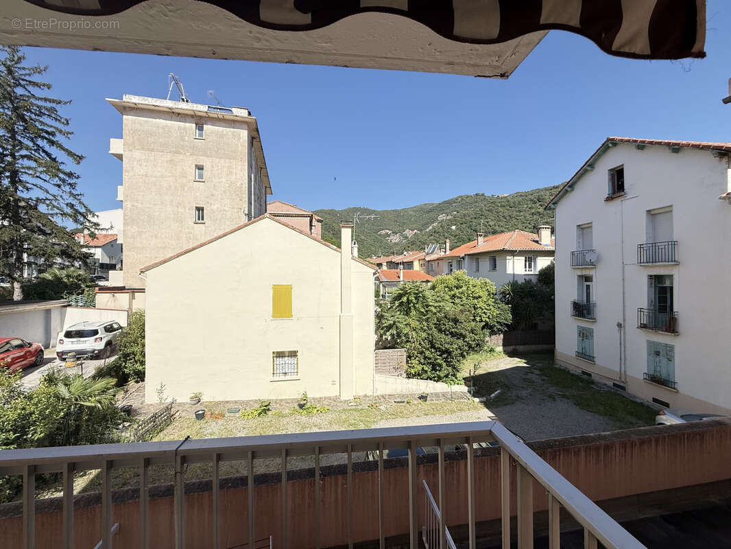 Grand T3 lumineux avec balcon, garage et cave au cœur d’Amélie-les-Bains - photo 2
