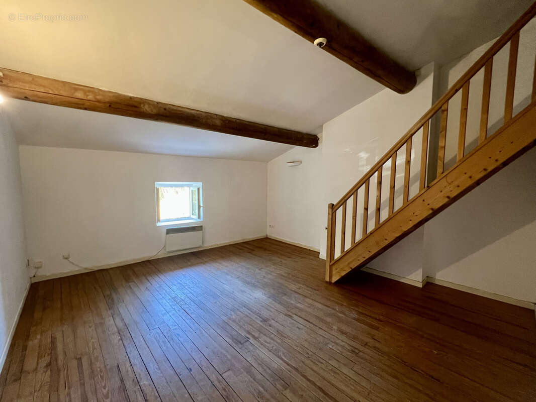 Appartement à VAISON-LA-ROMAINE