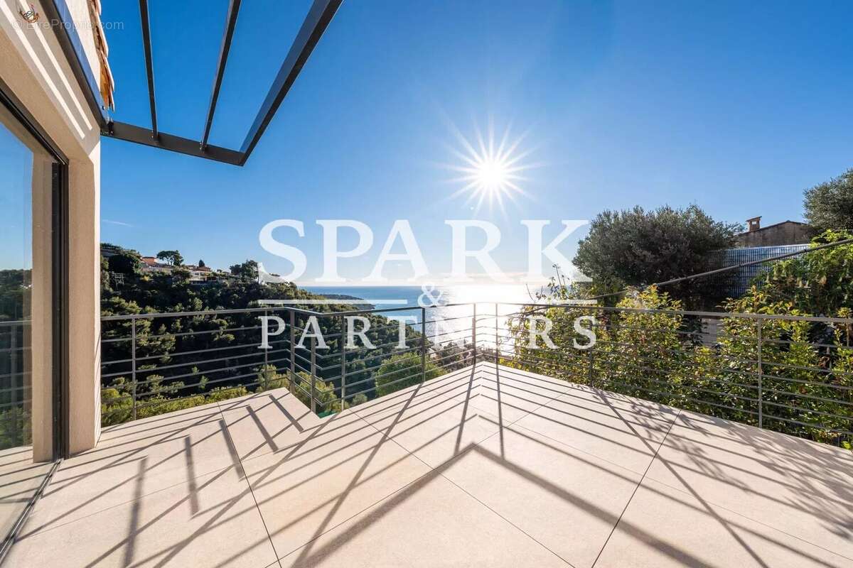 Maison à ROQUEBRUNE-CAP-MARTIN