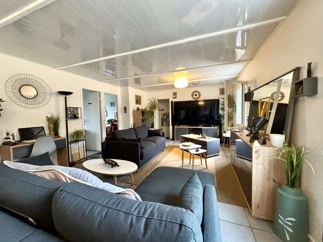 Maison à SAINT-JORY-LAS-BLOUX