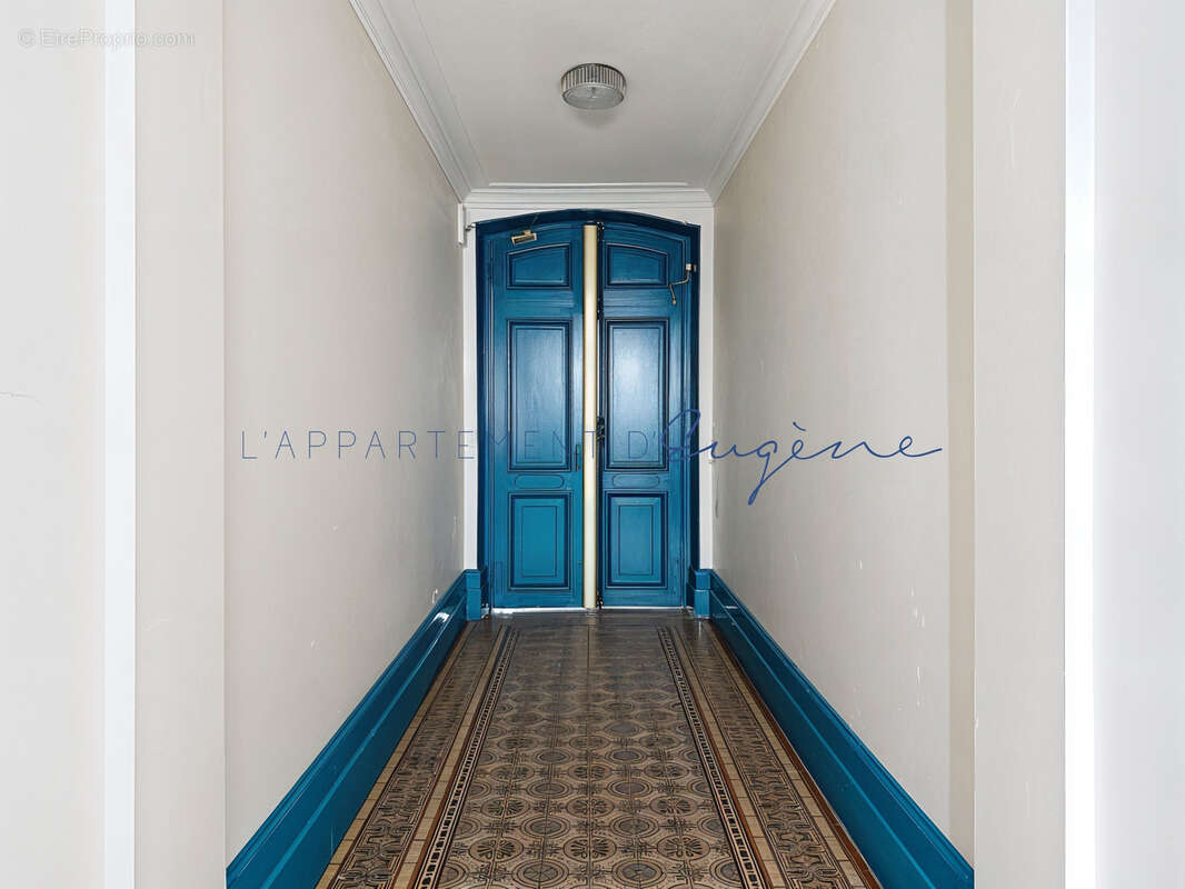 Appartement à PARIS-15E