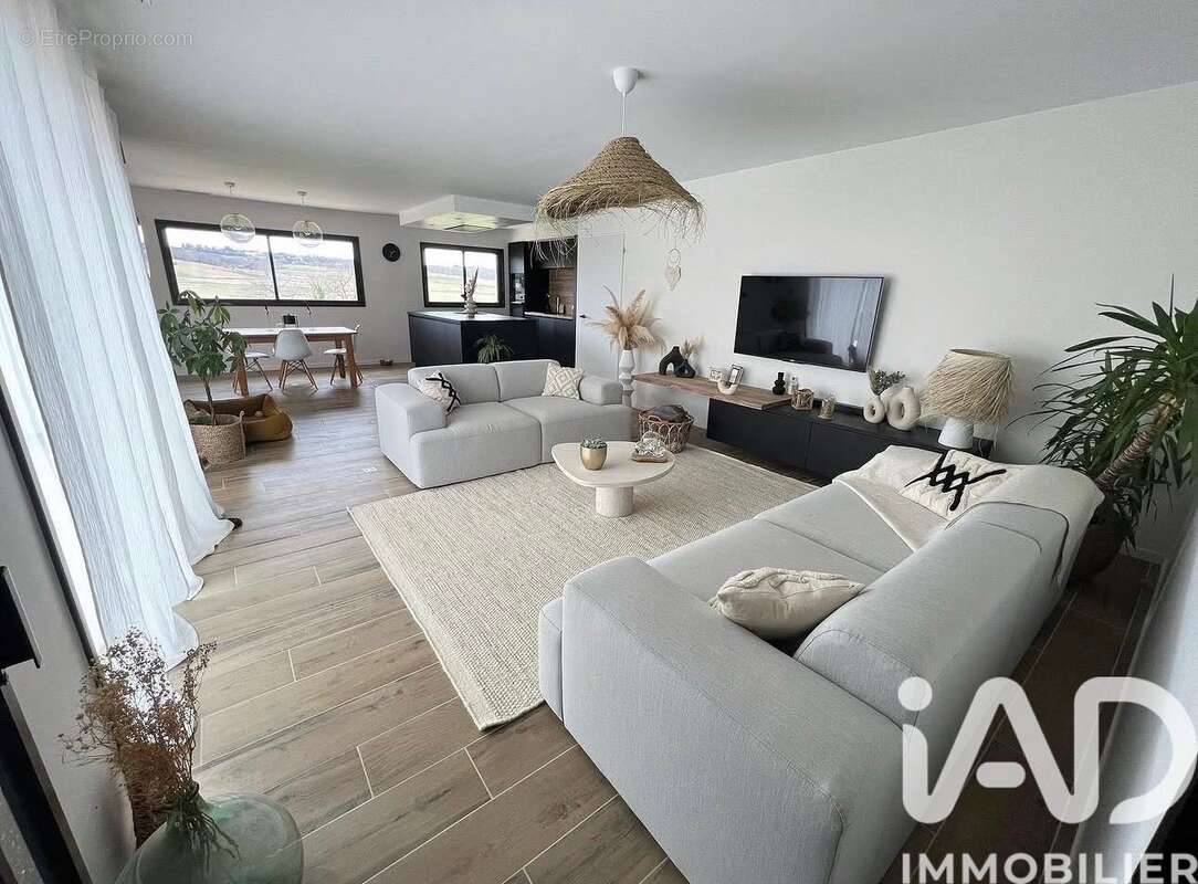 Maison 135 m² à Pouyastruc  - photo 4