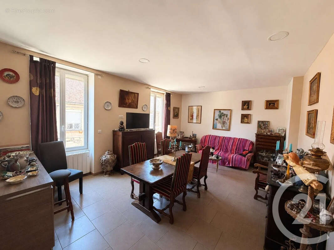 Maison 174 m² à Chateauneuf-Val-De-Bargis  - photo 4