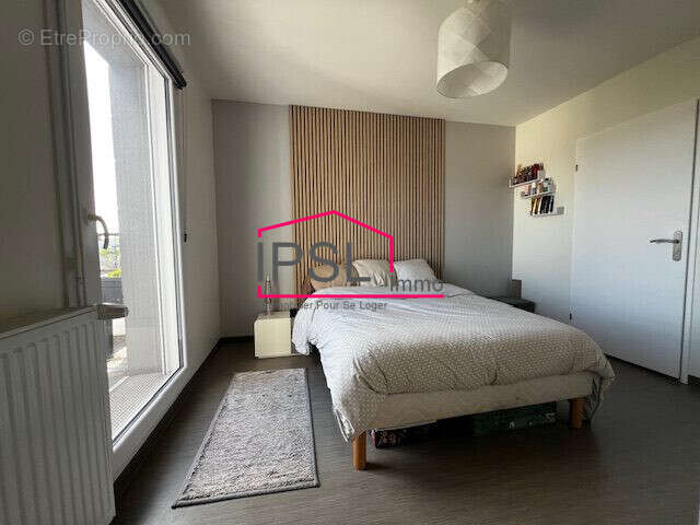 Appartement à VERT-SAINT-DENIS