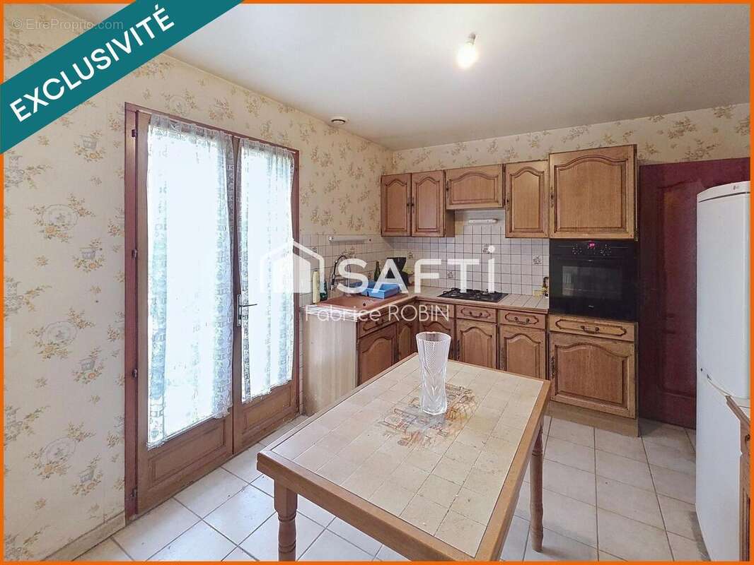 Photo 3 - Maison à SAINT-JULIEN-LES-VILLAS