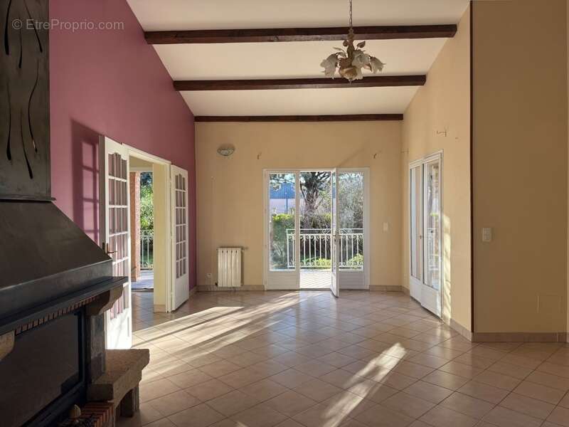 Maison à SAINT-MARTIN-DE-VALGALGUES