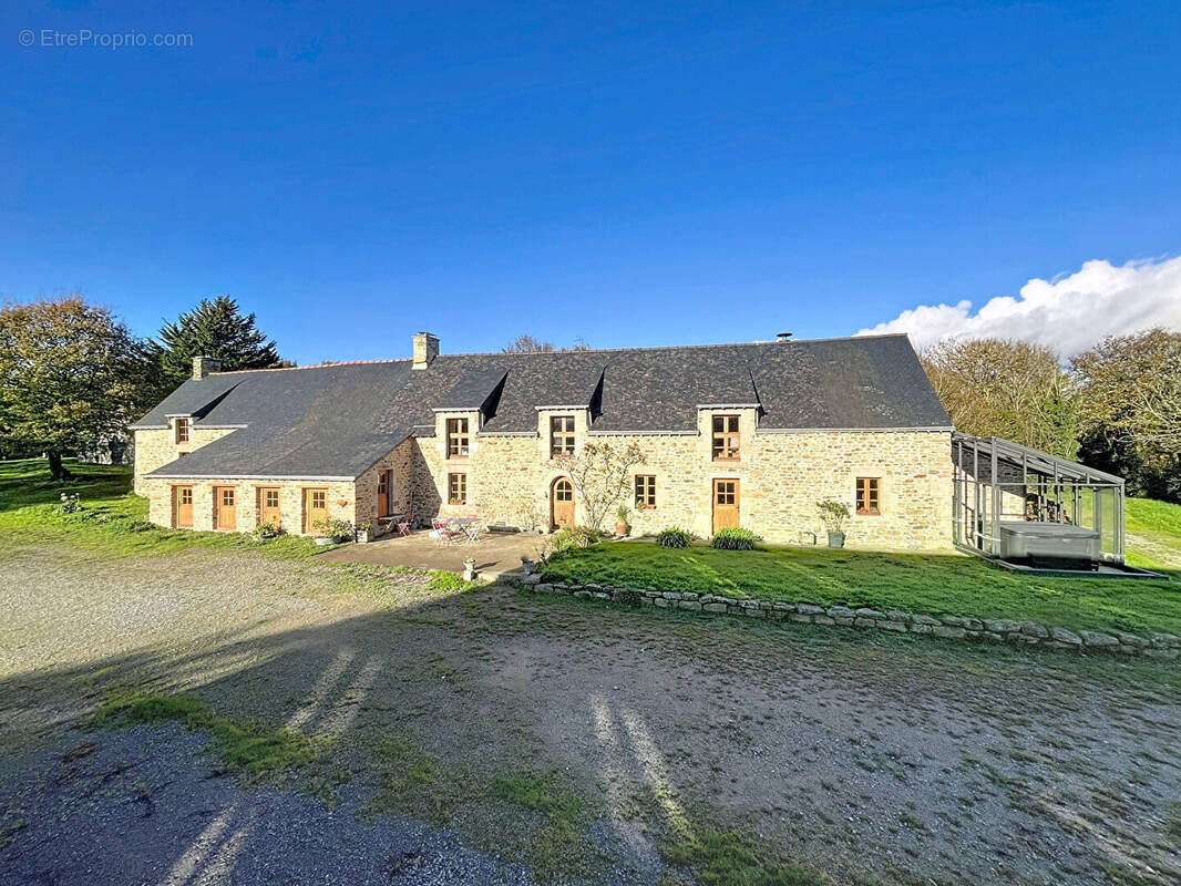 Maison à AMBON