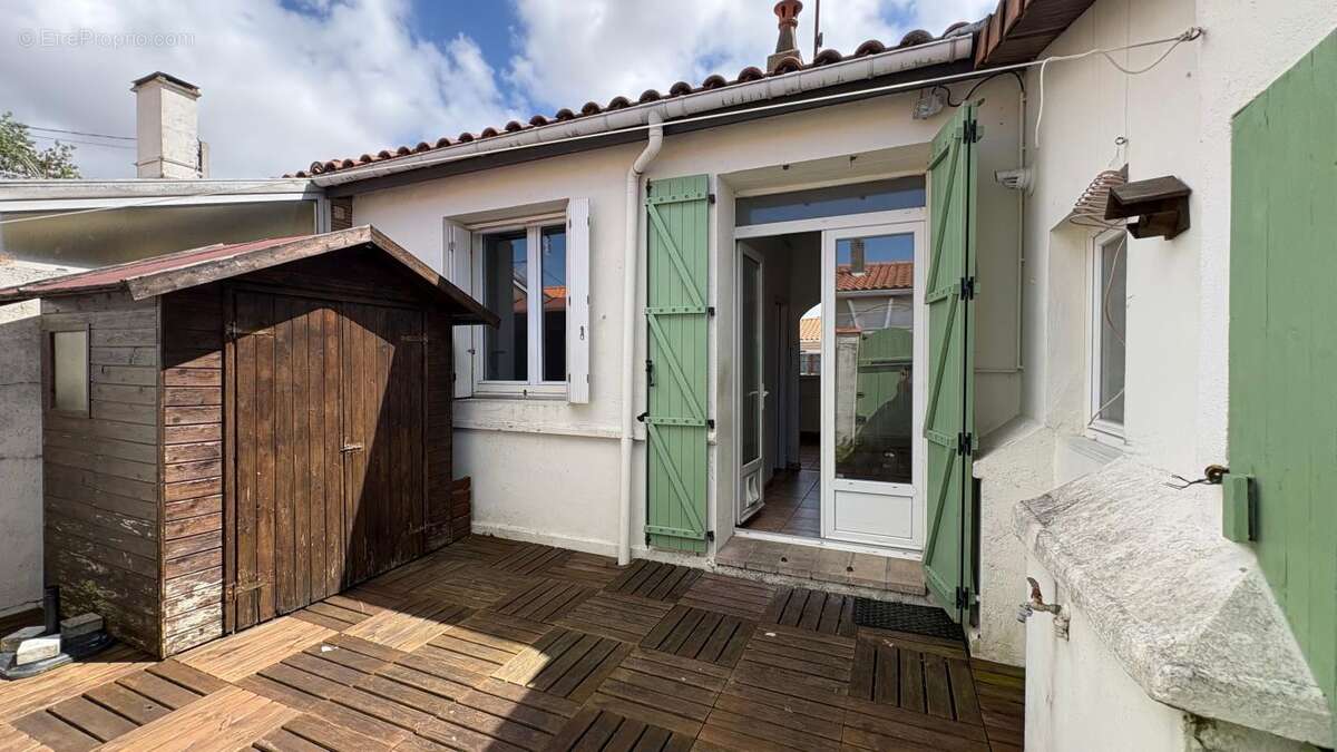 Maison La Rochelle – Maison 3 pièces de 54 m² avec cour - photo 3