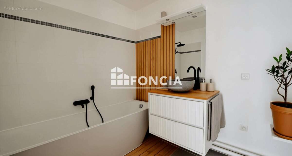 Appartement à VITRY-SUR-SEINE