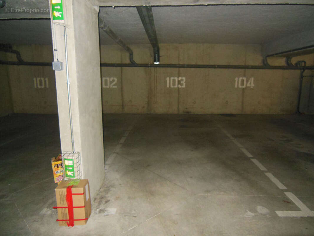 Appartement à VAL-DE-REUIL