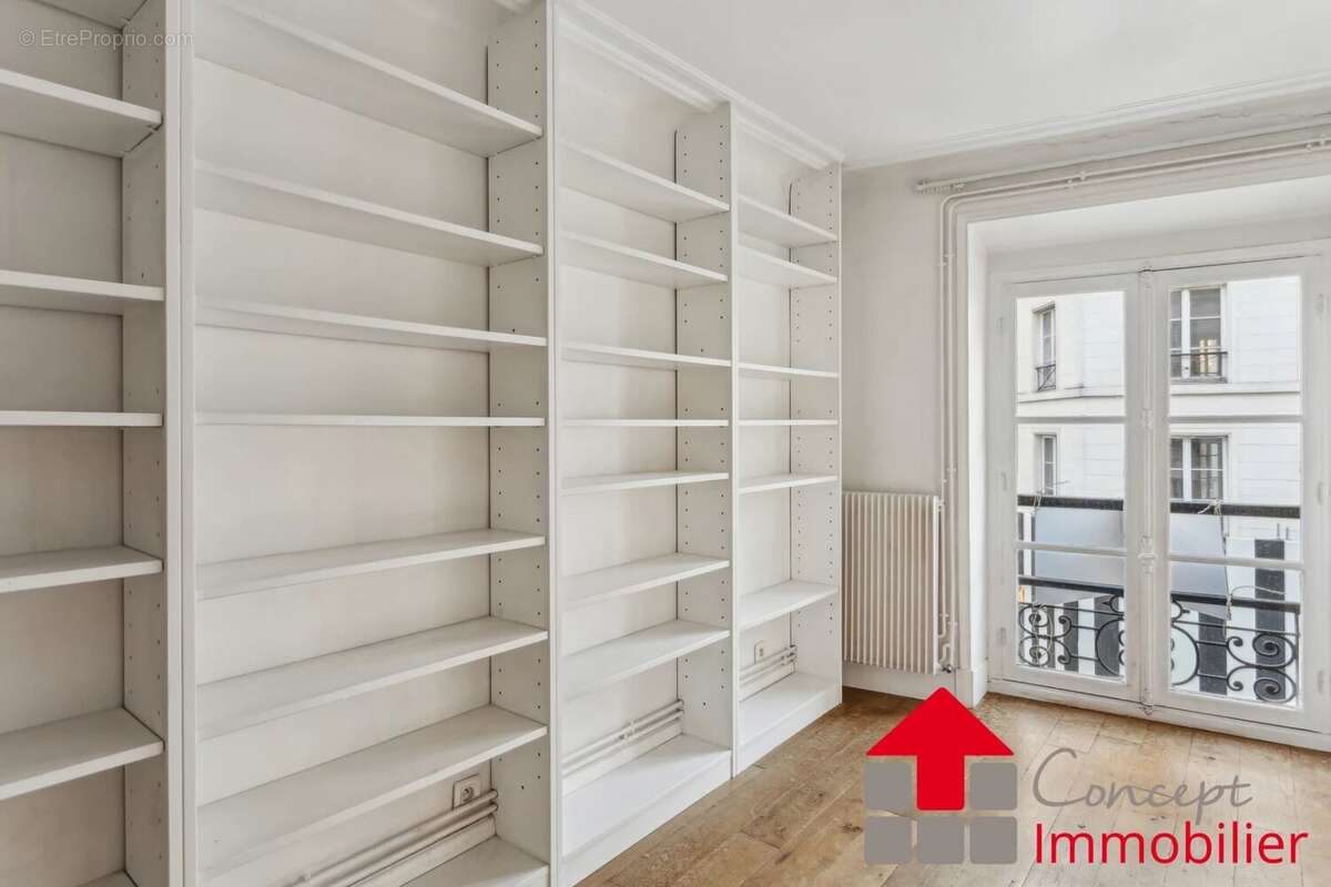 Appartement à PARIS-3E