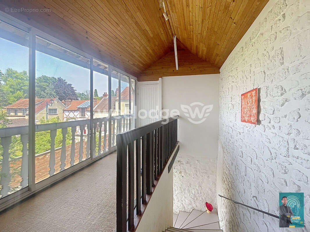 Maison 168 m² à Vaureal  - photo 8