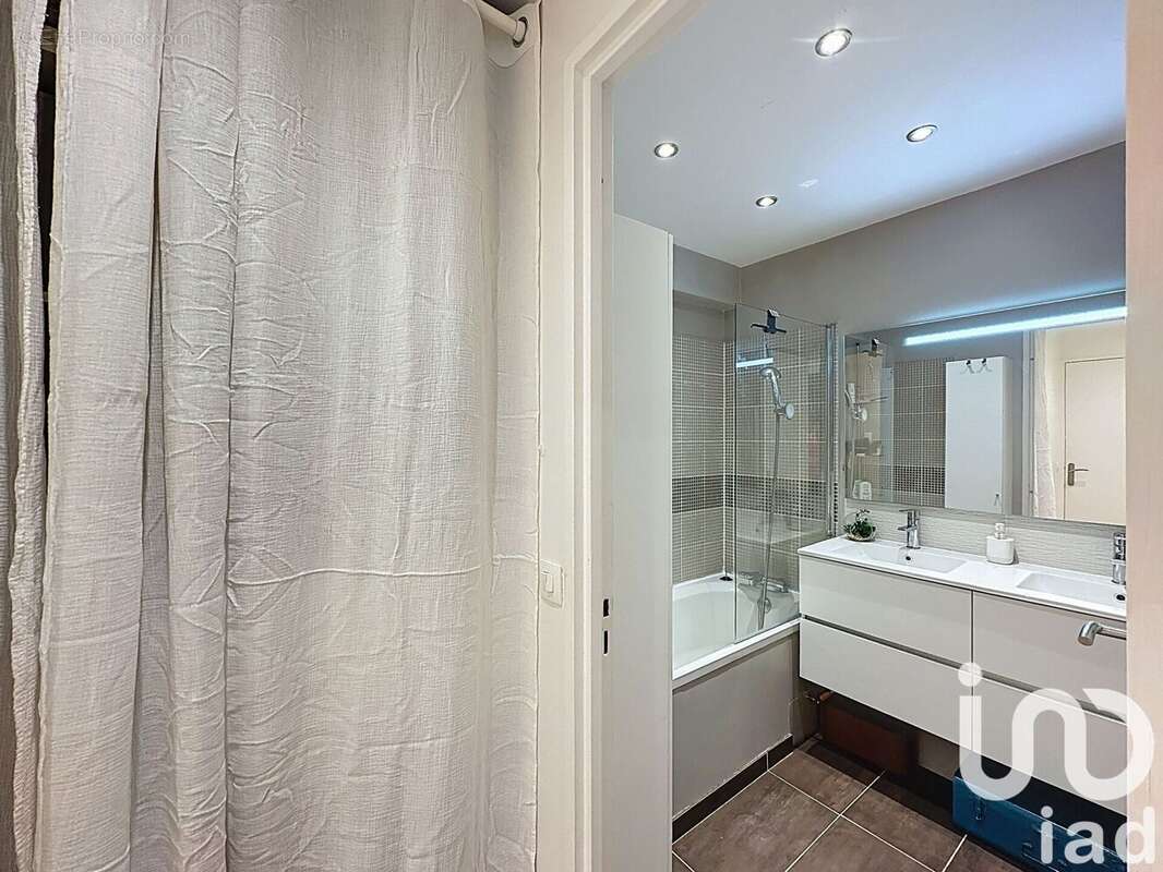 Photo 9 - Appartement à RUEIL-MALMAISON