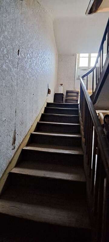 Appartement à JUILLAC