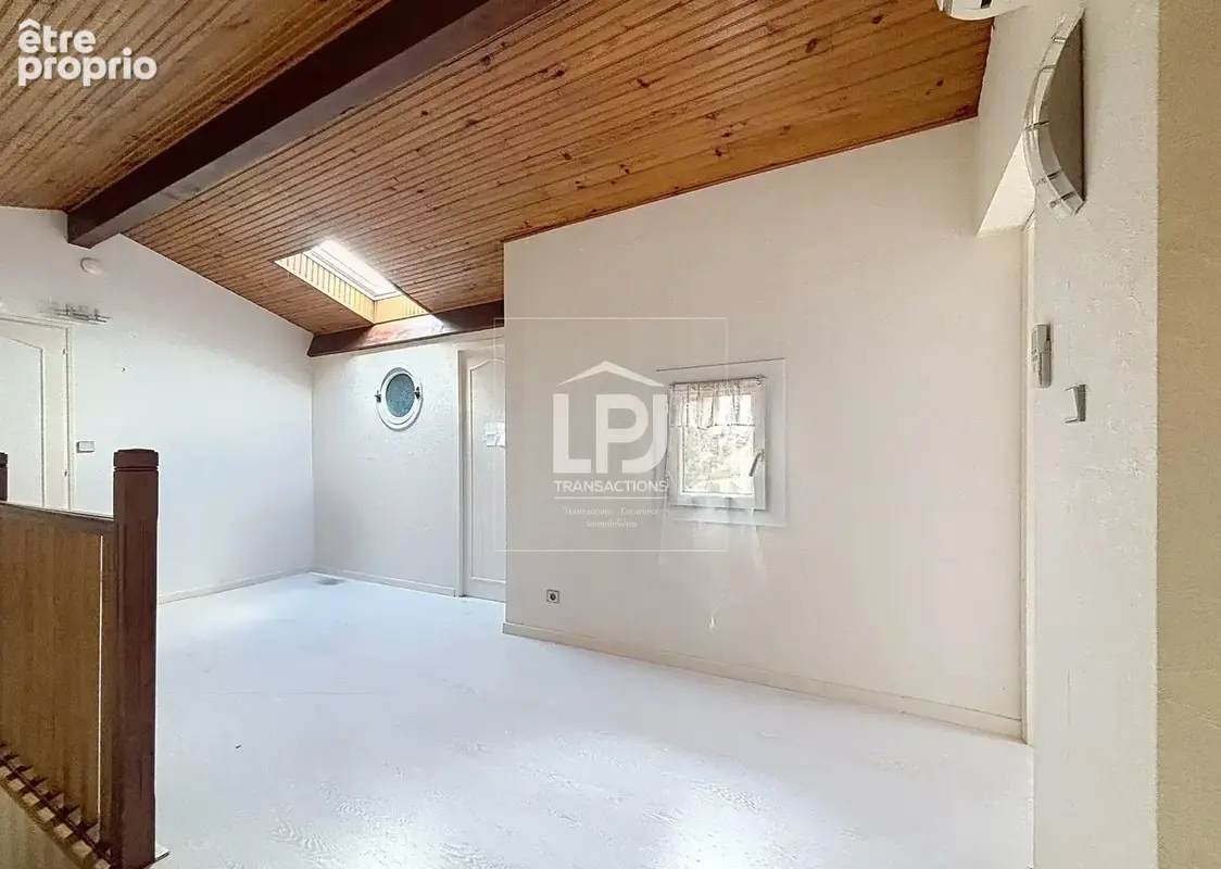 BALMA – Maison familiale T7 de 152 m2 avec jardin de 1000 m² - photo 11