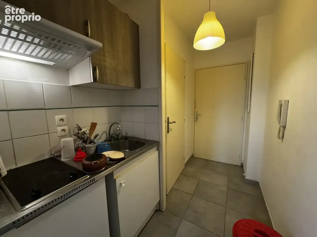 Mérignac Arlac   Appartement T1 avec 1 place de parking et jardinet - photo 3