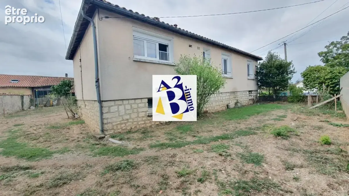 10km sud de la rochefoucauld - photo 23