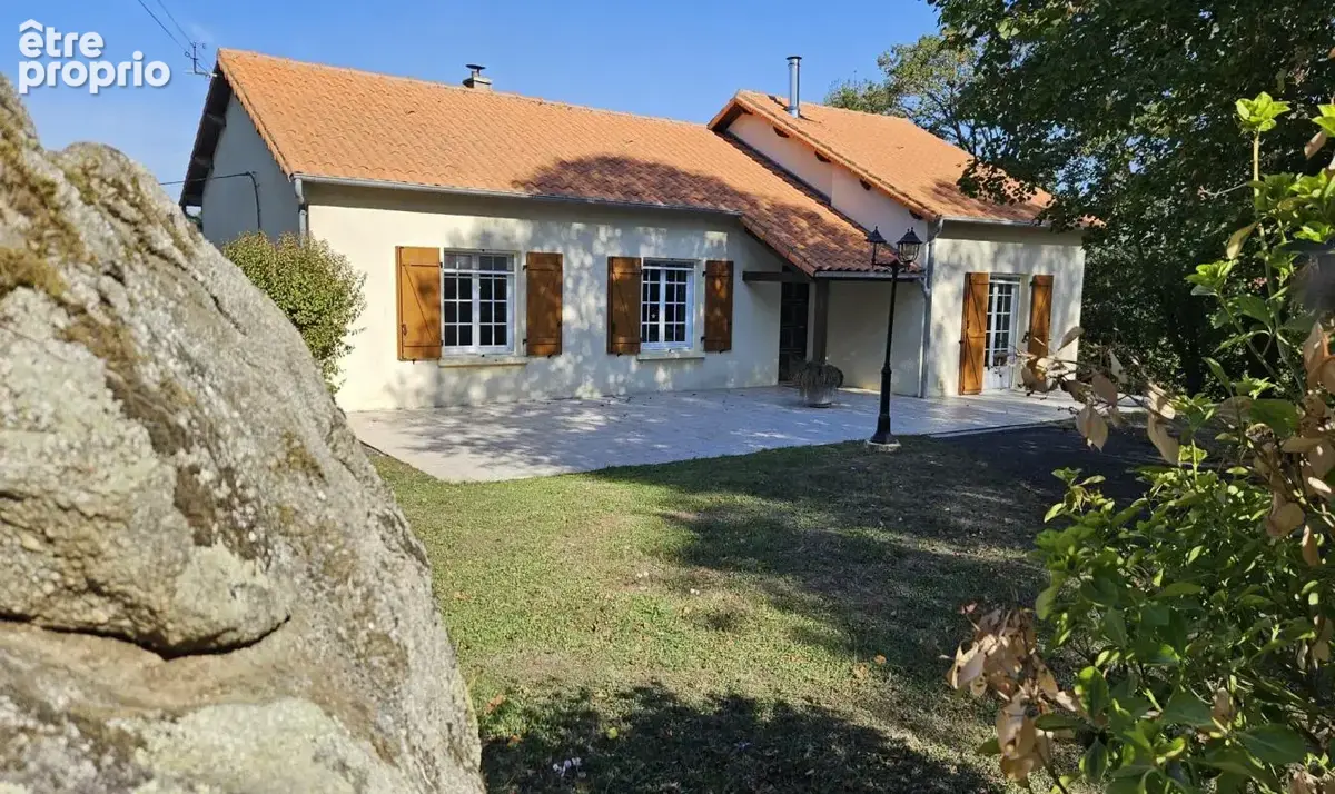Un étang, plus de 2 hectares et une maison prête à vivre à M - photo 2