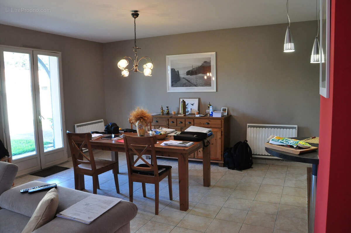 Maison 104 m² à Le Passage  - photo 7