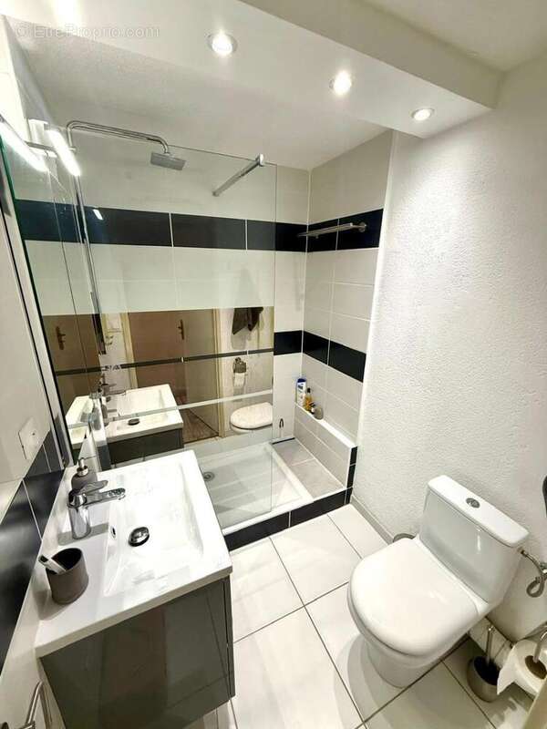   - Appartement à PRADES