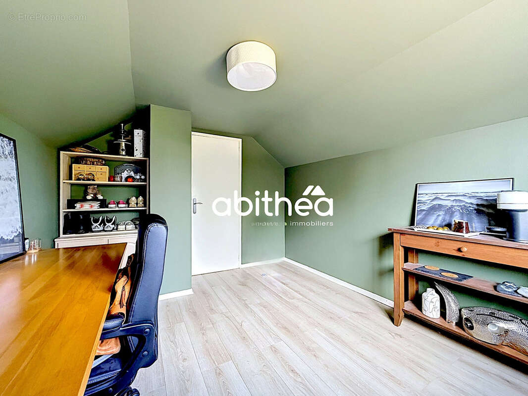 Appartement t4 - photo 19