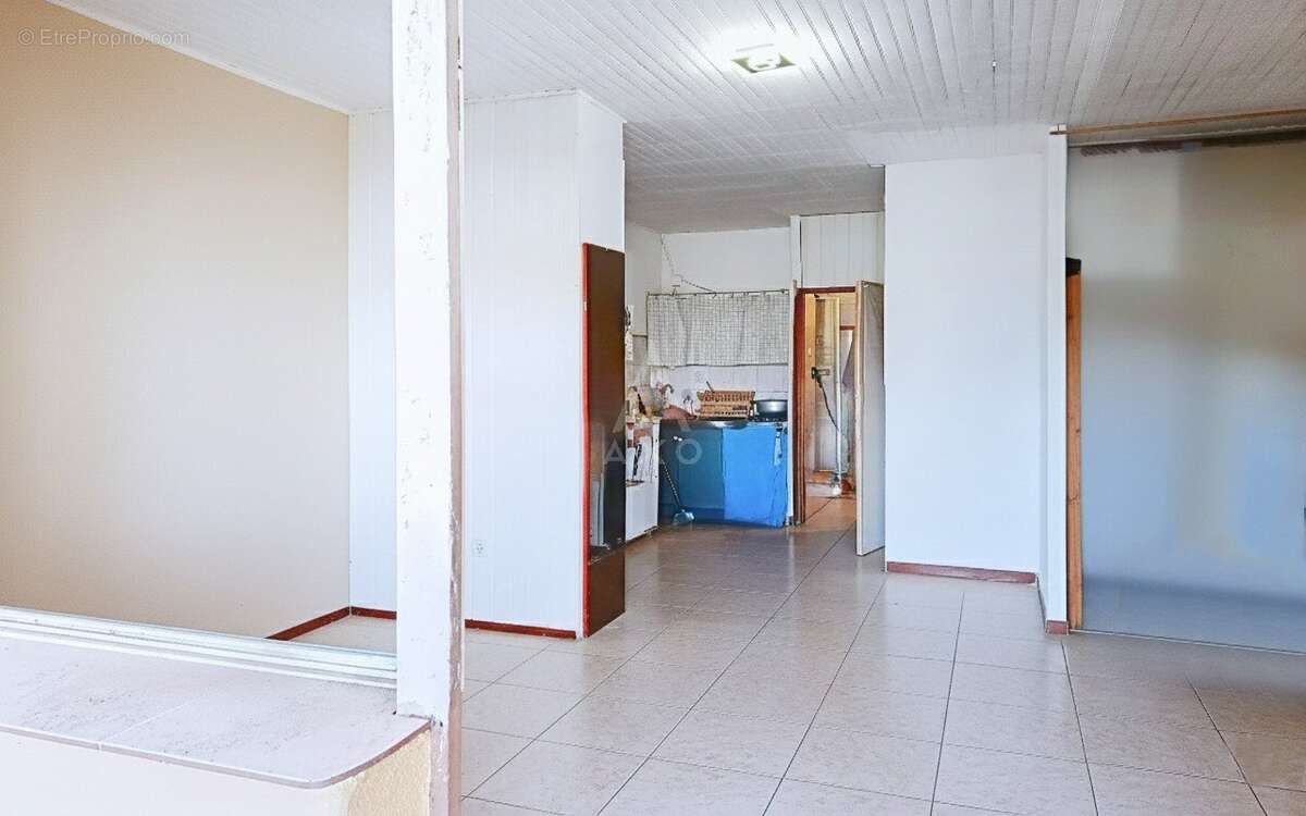 Appartement à MARSEILLE-7E