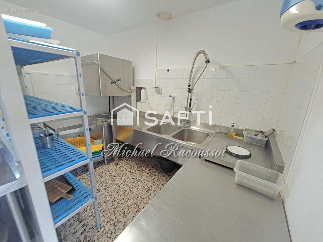 Photo 2 - Commerce à SAINT-EUSEBE