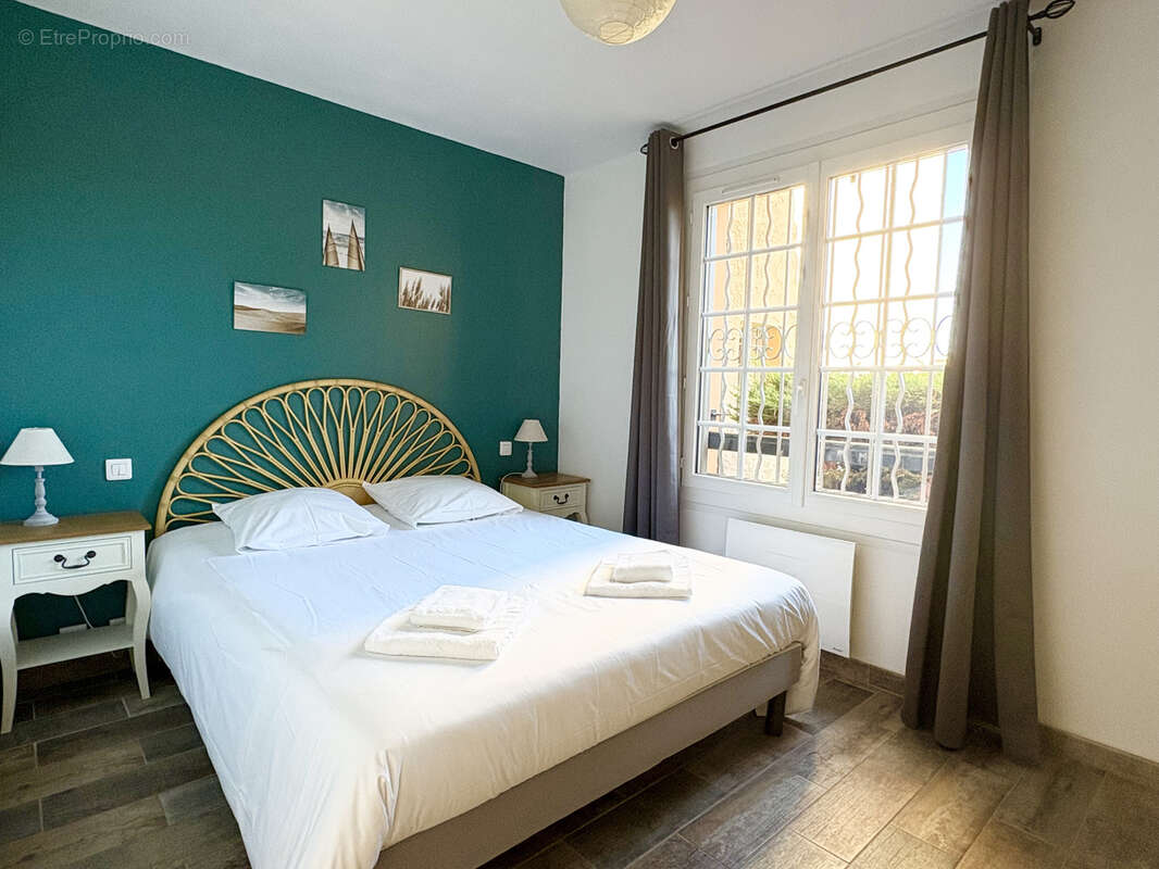 Appartement à SIX-FOURS-LES-PLAGES