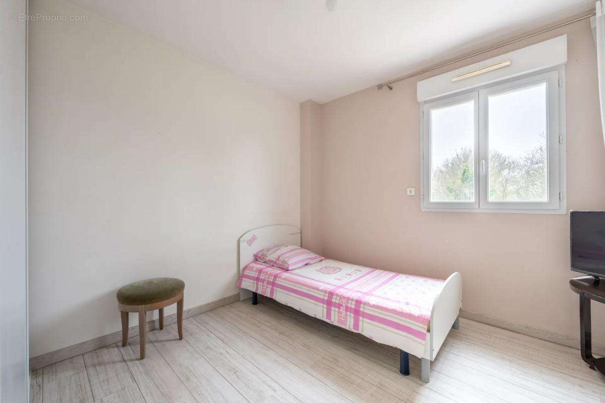 Maison à SARCELLES